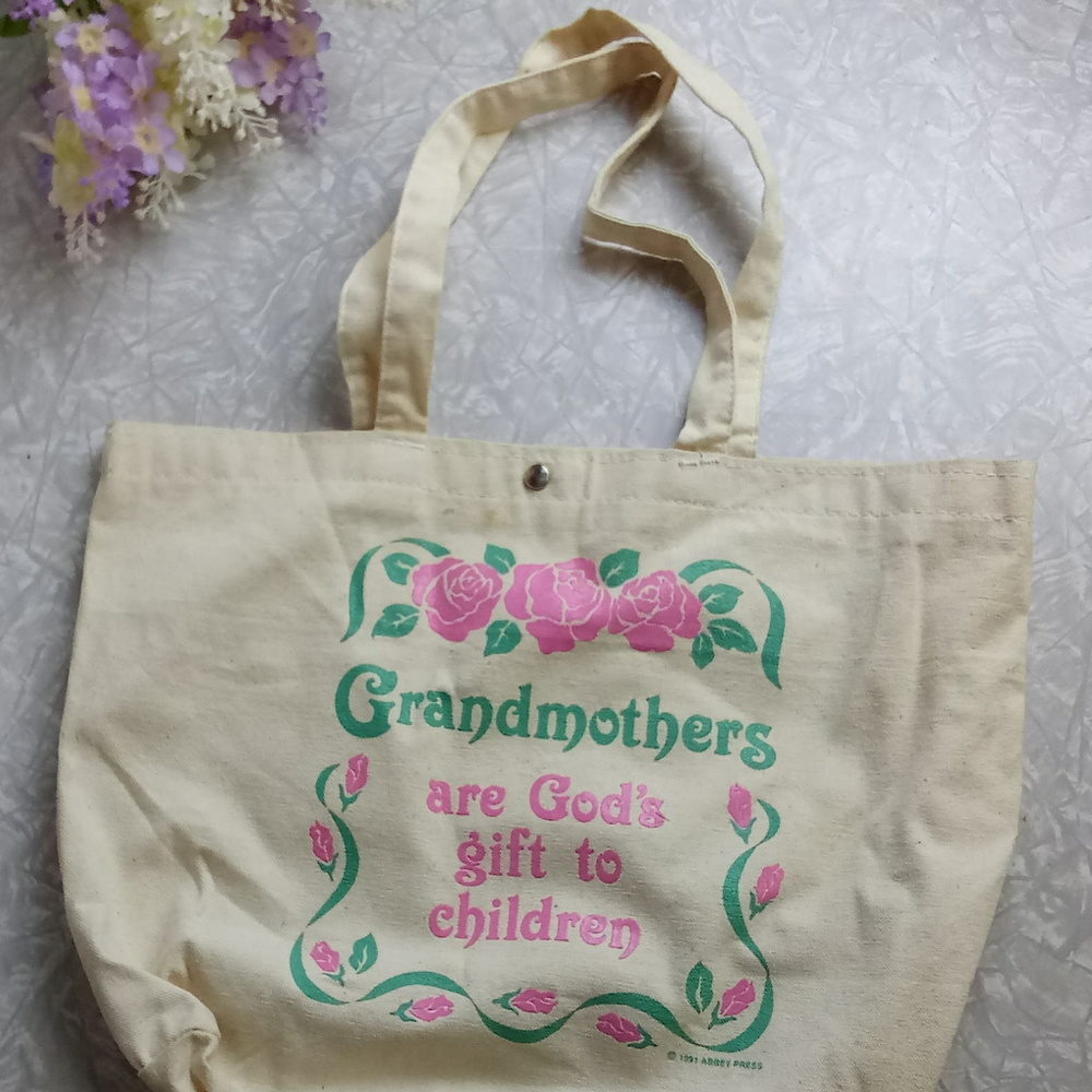 *Grandmothers are God's Gift Tote Bag Vintage 1991